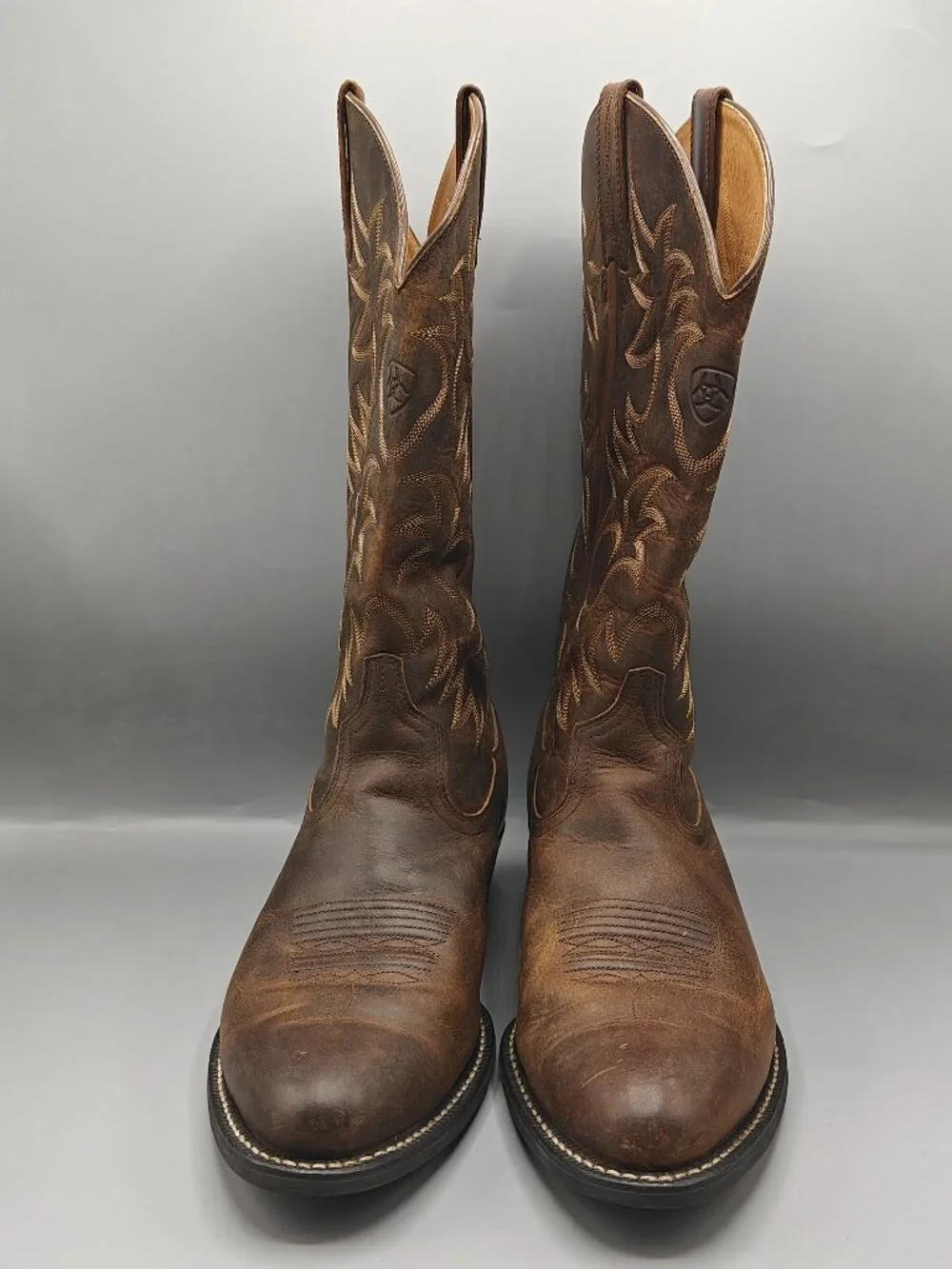 Ariat Heritage R Toe 10002204 Men's size 9.5EE Brown Leather Western Cowboy Boot
